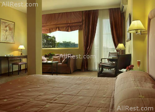 Esperia Palace 4